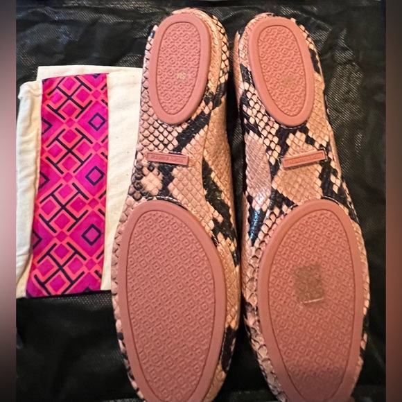 Tory Burch Minnie Travel Ballet Flat Blush Snake Print - Picture 2 of 3